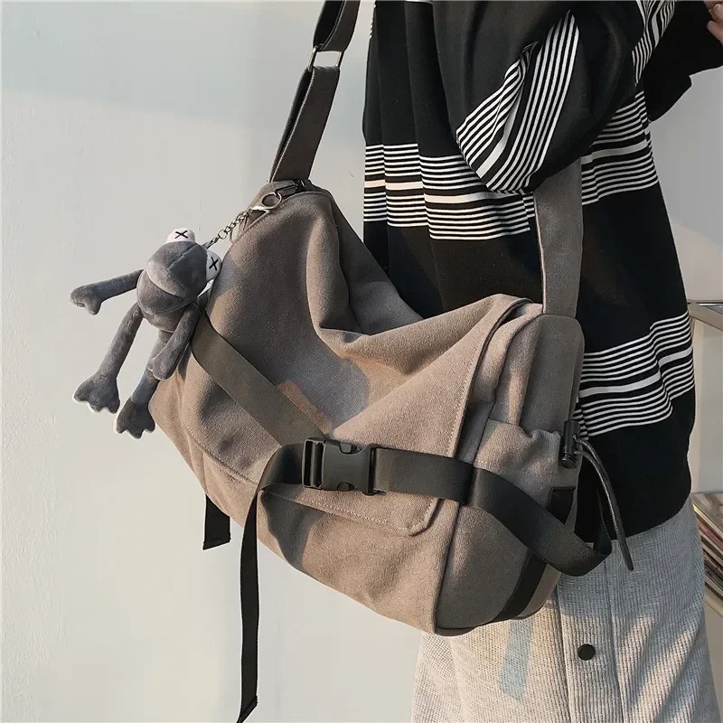 Solid Color Flip Cover Canvas  - Canvas Backpack Casual ulasan dan harga